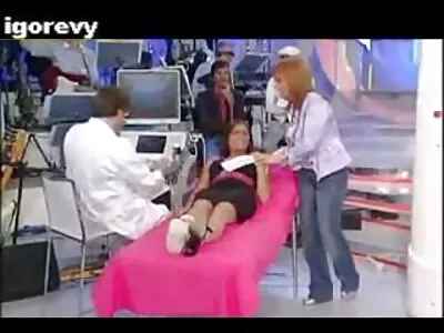 Лікар трахкає юну японку. сексдивитися
