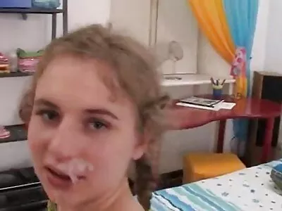 Шалава підзаробила. безкоштовні порно сайти