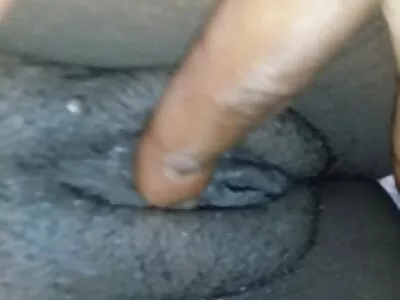 Піська чешки Енджі Емерланд вражає збудженою порно на телефон безкоштовно бабою.