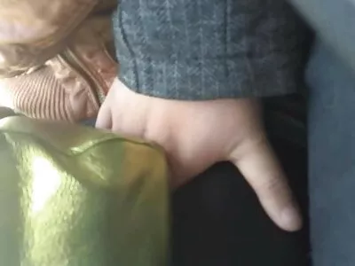 Кавалер цпокнув худорлявку Евелін безкоштовне відео порно в різні дірочки і скінчив у попку.