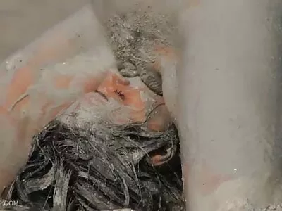 Лялечка не мріяла про онлайн порно безкоштовно мерзенну розпусту.